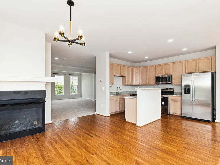 2900 Stockholm Way — Photo 5