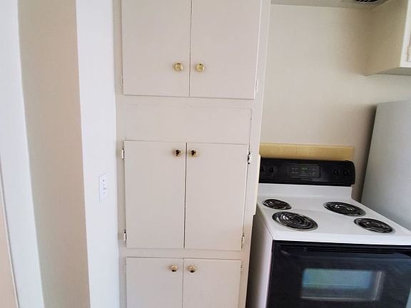 3rd image of 944 Princeton Ave APT G