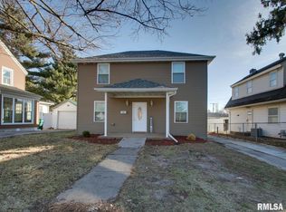 706 N 24th St, Quincy, IL 62301