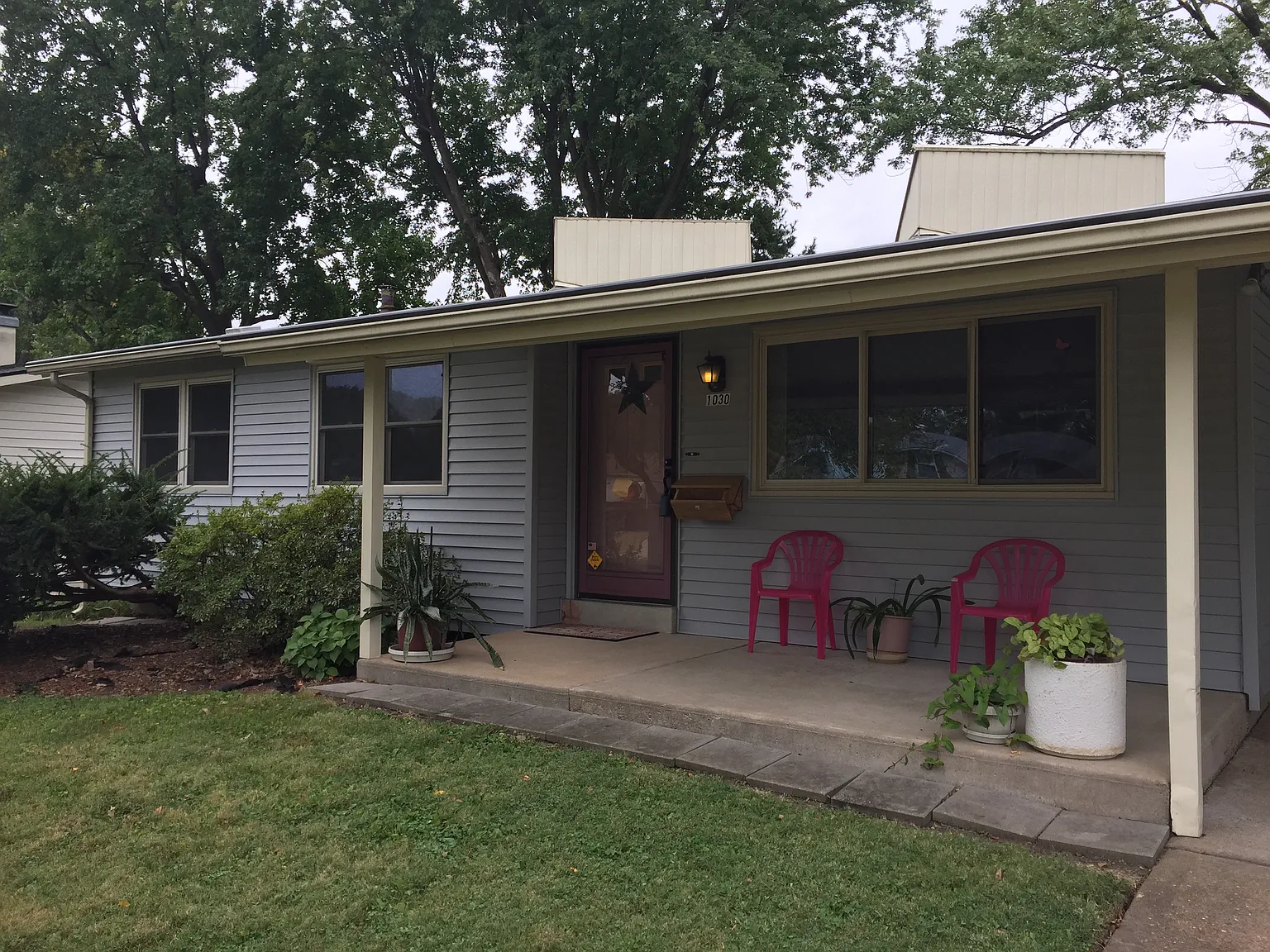 1030 Jackson Ln photo 1