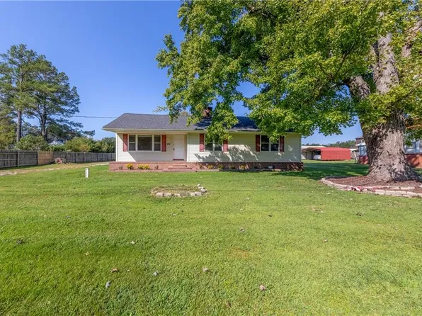 18437 New Kent Hwy, Barhamsville, VA 23011