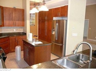 19204 SW 66th St, Hollywood, FL 33029