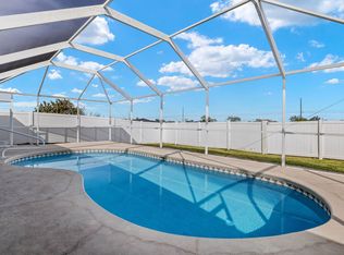 1105 NE 5th Ave, Cape Coral, FL 33909