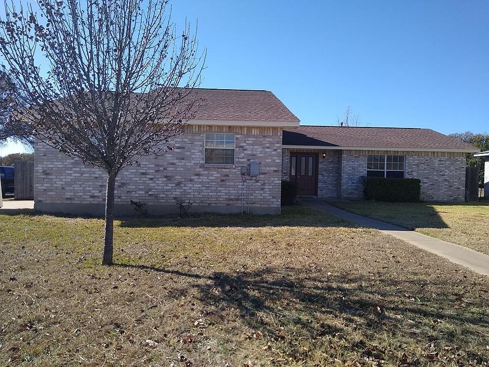 1st image of 626 Dawn Ln