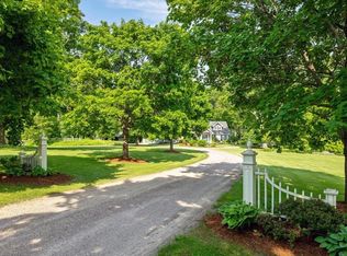 98 Sugar Maple Dr, Swanton, VT 05488