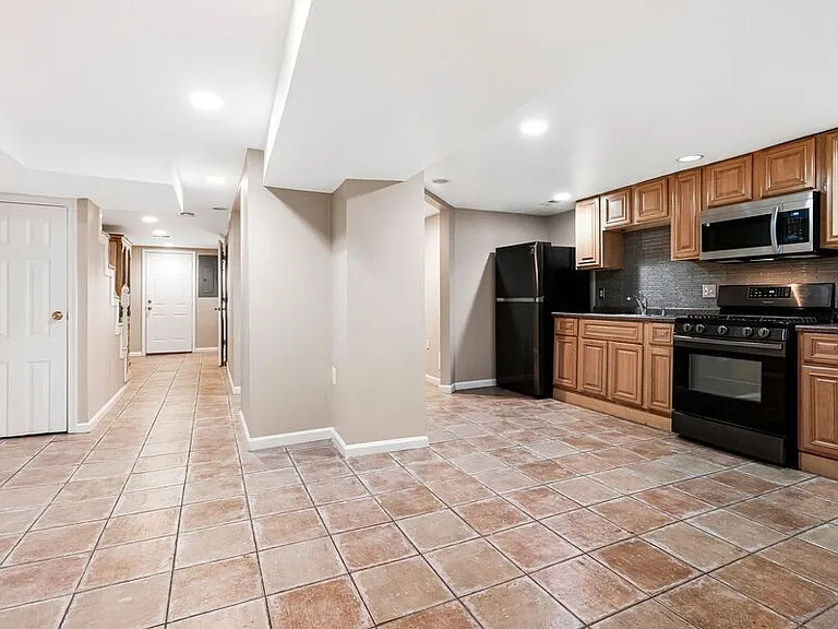 4703 Georgia Ave NW #B — Photo 10