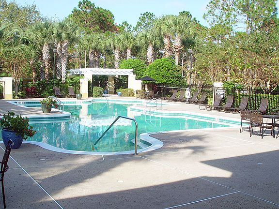 3rd image of 2652 Robert Trent Jones Dr APT 537