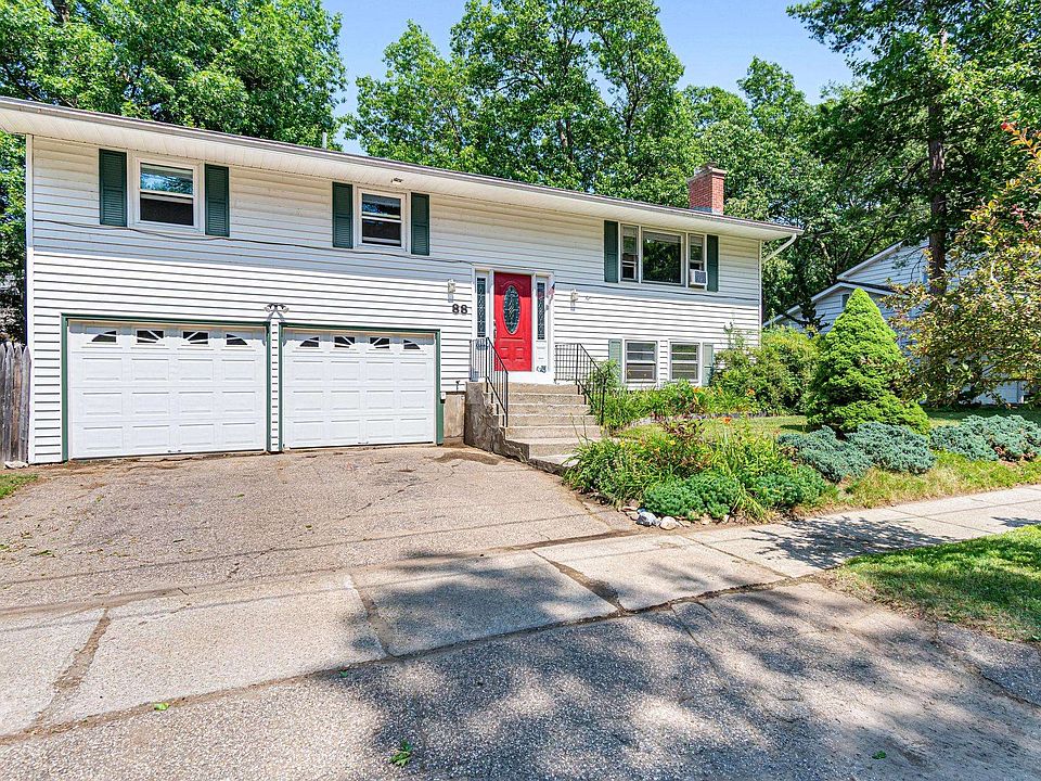 1st image of 88 Pleasant Avenue