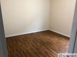 136 Schuyler Ave #2R, Newark, NJ 07112