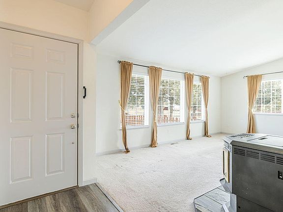 3rd image of 12592 SW Wheat Grass Rd
