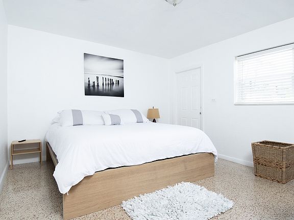 3rd image of 1242 NE 108th St #1