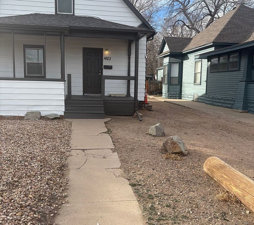 1st image of 1423 10th Ave