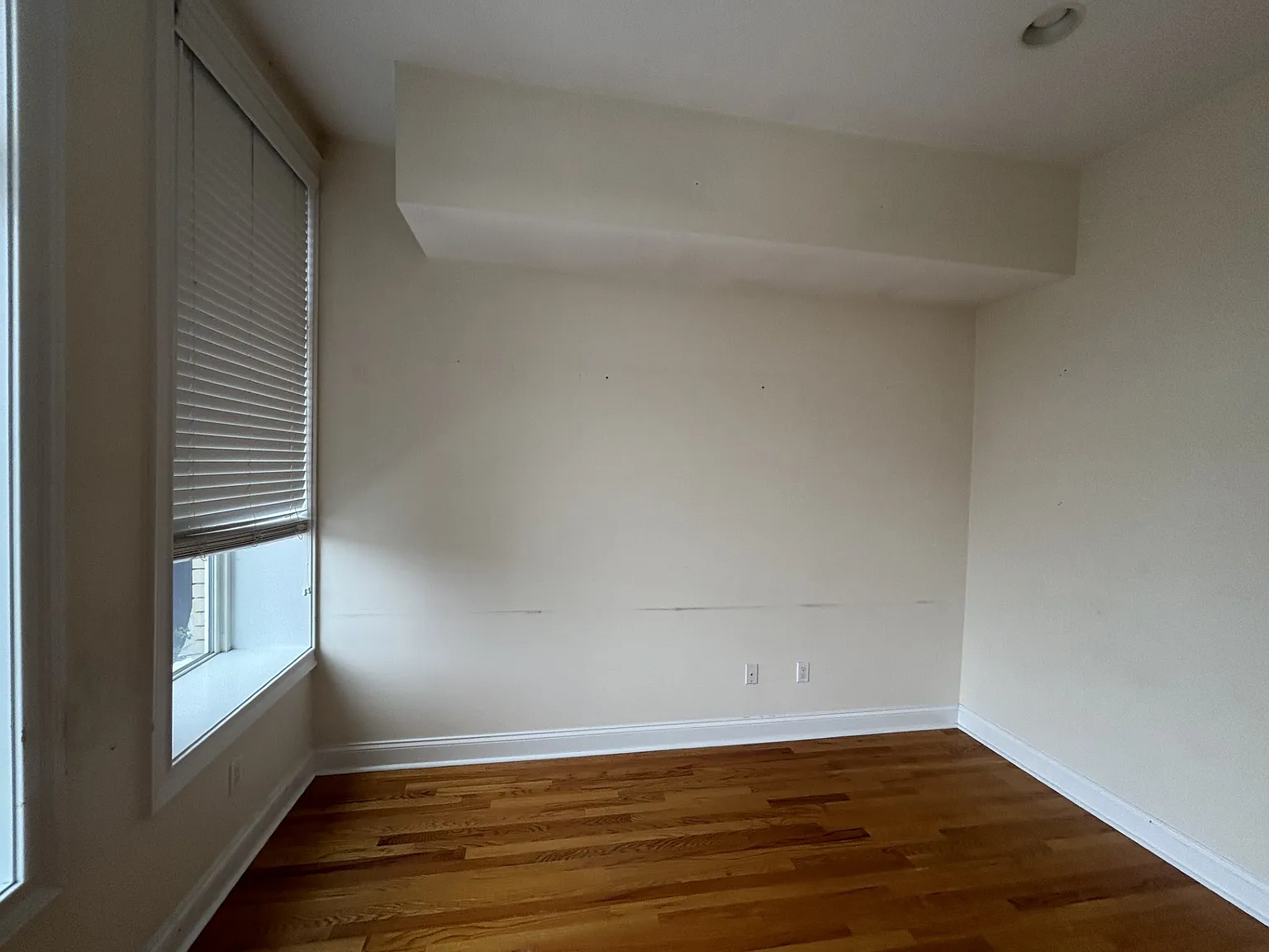 1 bed, 750 sqft, $3,400 — Photo 2