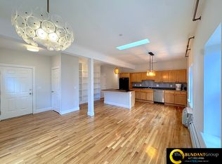 275 River St #3, Cambridge, MA 02139