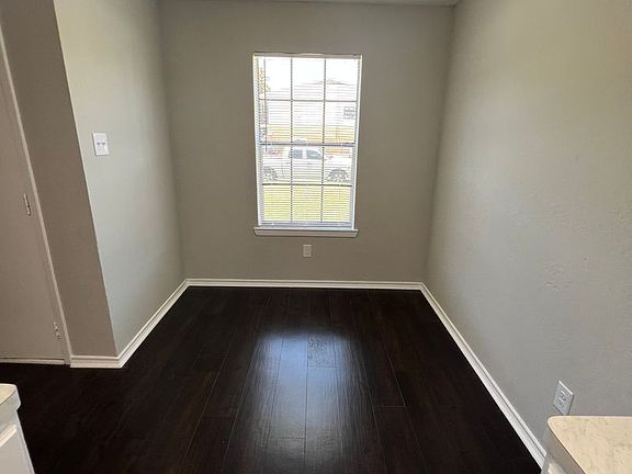 4th image of 223 Roberts Cir APT A