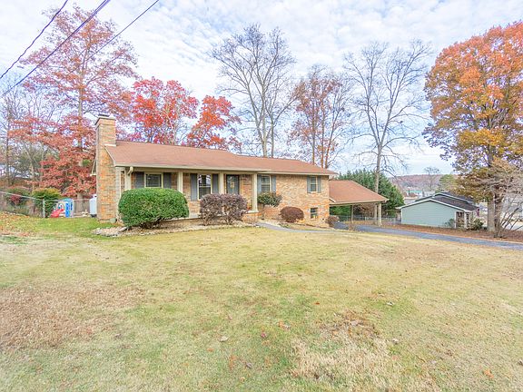 5th image of 865 Mansion Hill Cir NE