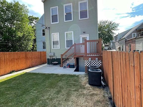 2nd image of 5005 S Paulina St