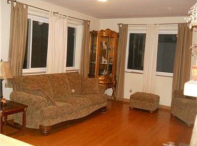 3rd image of 4521 Country Club Blvd