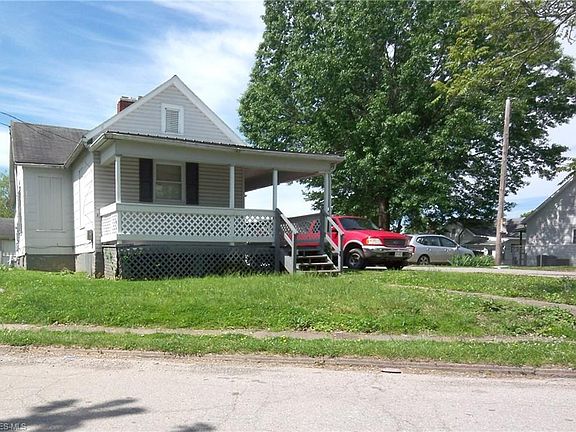 3rd image of 1324 Andrew St