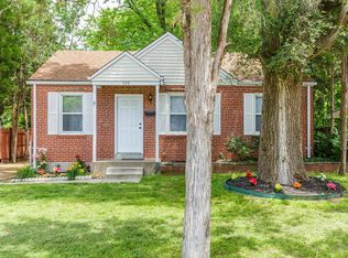 570 S New Florissant Rd, Florissant, MO 63031