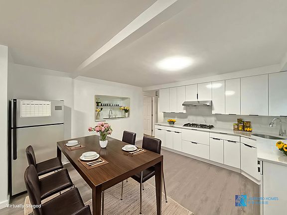 3rd image of 44 Grayson St #1