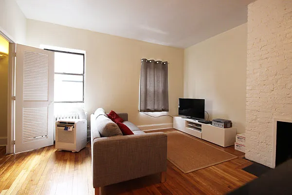 Rented by Aether Property Group | media 17