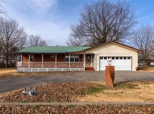 1409 Central Ave, Lincoln, AR 72744