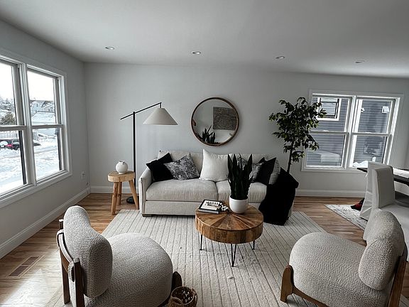 5th image of 89 Thurton Pl #1