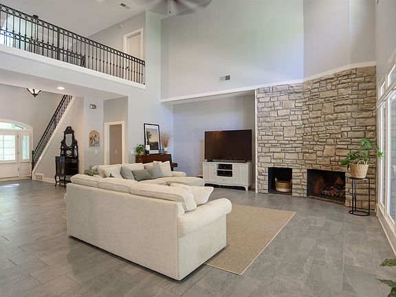 5th image of 1755 Tall Forest Ln