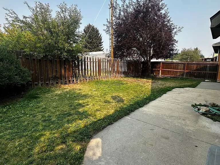 675 N 15th Ave — Photo 27