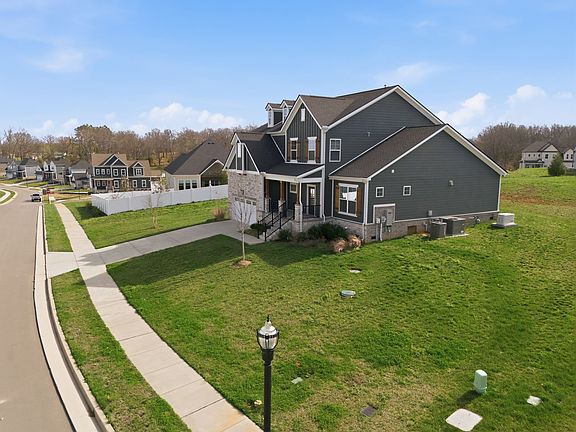 3rd image of 7209 Richvale Dr