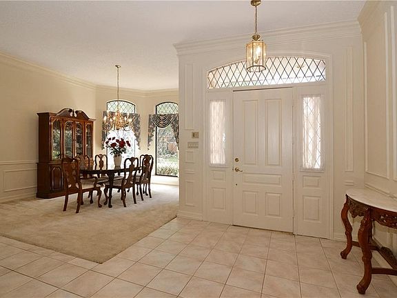 5th image of 4412 Shadow Glen Dr
