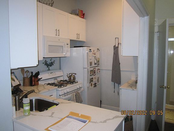 4th image of 1359 N Wells St #3FF