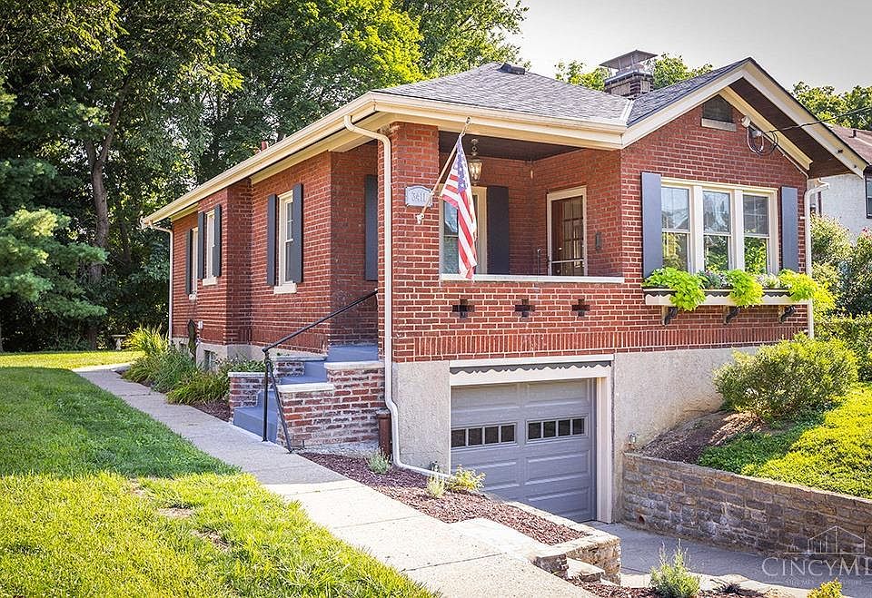 1st image of 3411 S Club Crest Ave