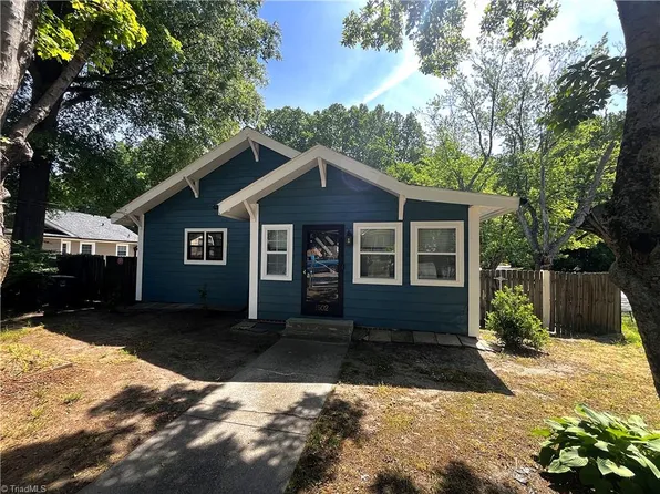 1502 Fairview St, Greensboro, NC 27405