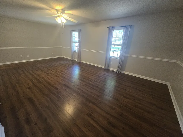 1775 Winchester Rd NE — Photo 8