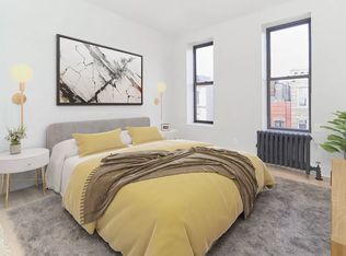 157 Suffolk St #208, New York, NY 10002