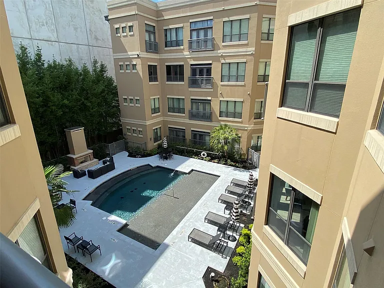 1901 Post Oak Blvd #3503 — Photo 39