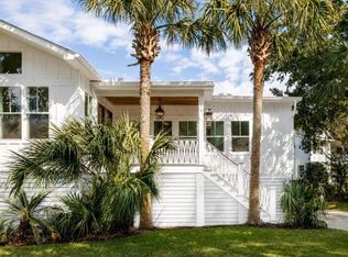 257 Forest Trl, Isle Of Palms, SC 29451