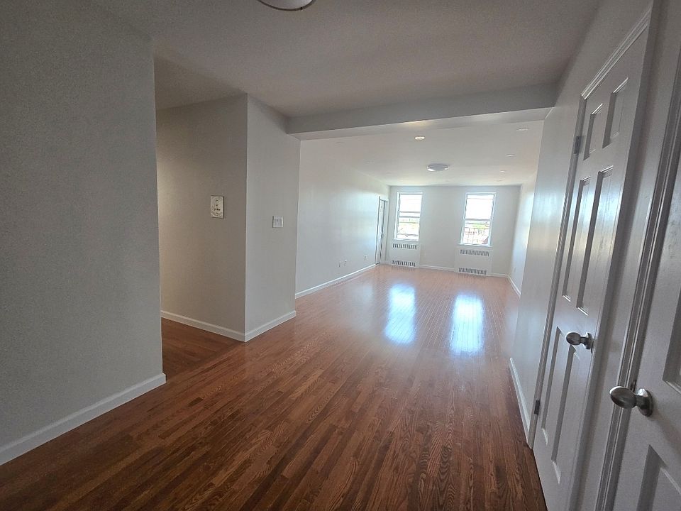 1st image of 43-31 Ithaca St #404