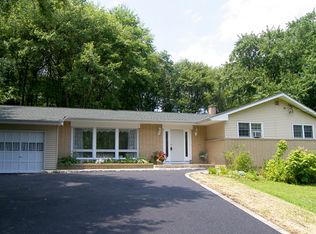 2261 Ridge St, Yorktown Heights, NY 10598