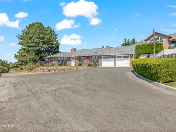 310 N 98th Ave, Yakima, WA 98908