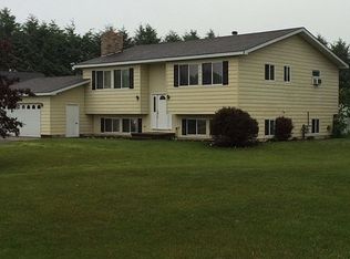 14170 Vernida Ave, Charlevoix, MI 49720
