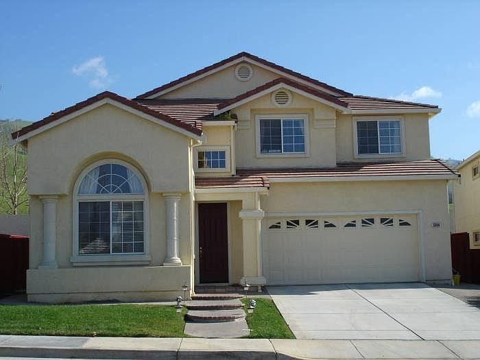 1st image of 3366 La Costa Way