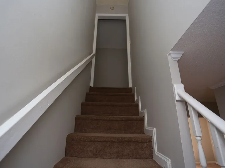 226B Courtney Way — Photo 22