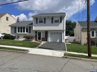 8 Carrie Rd, North Arlington, NJ 07031