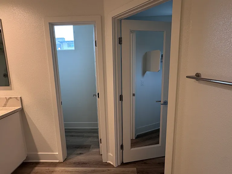 10602 Hud Ct — Photo 8