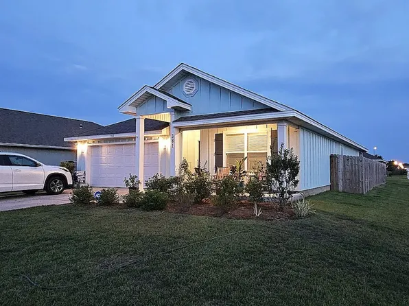 381 Winters Ave, Gulf Shores, AL 36542