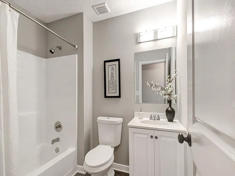 5046 Nebo Rd — Photo 13
