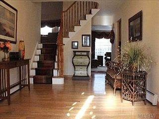 2nd image of 2174 Vine Dr